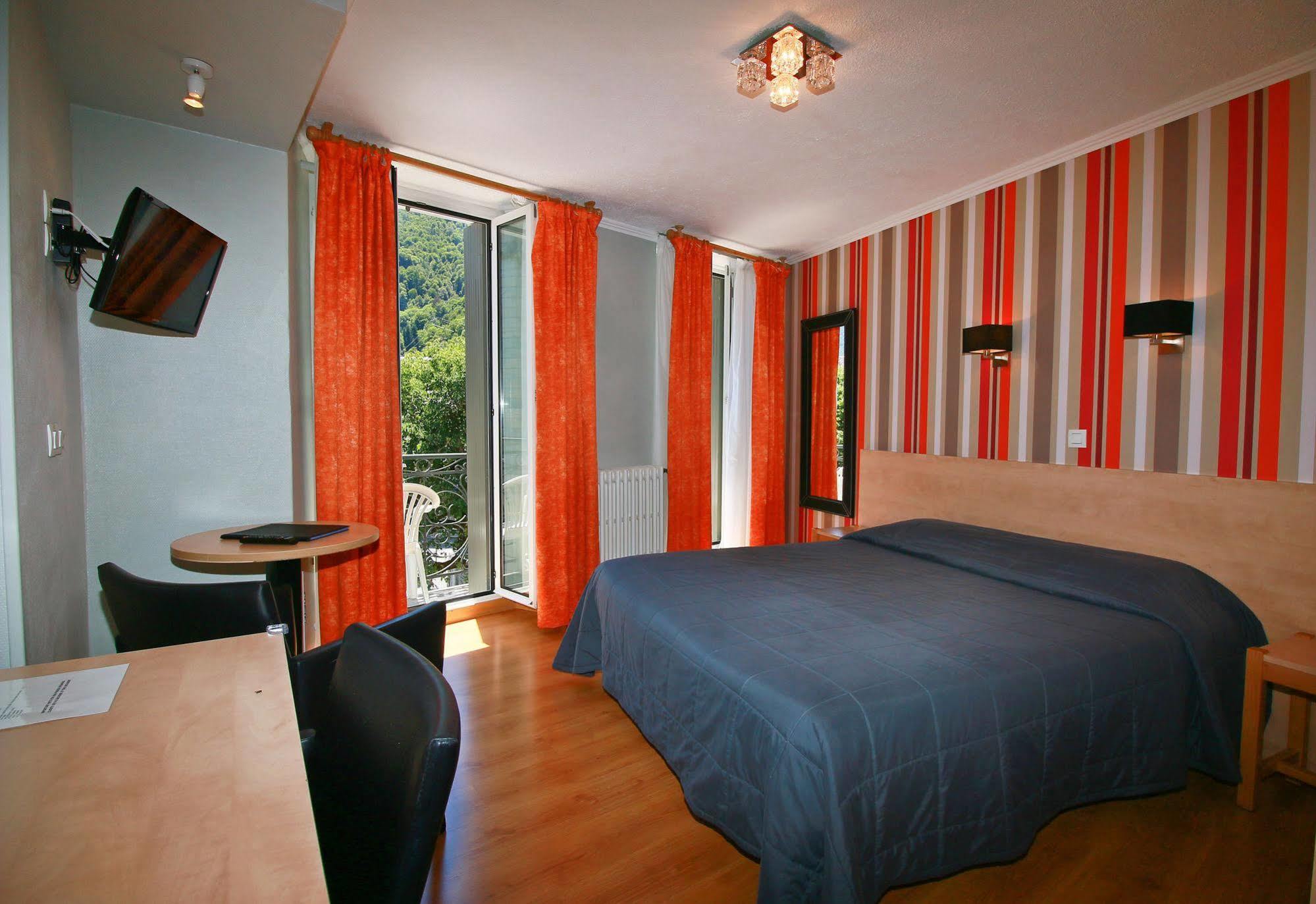 Hotel Panoramic Bagnères-de-Luchon Exteriör bild