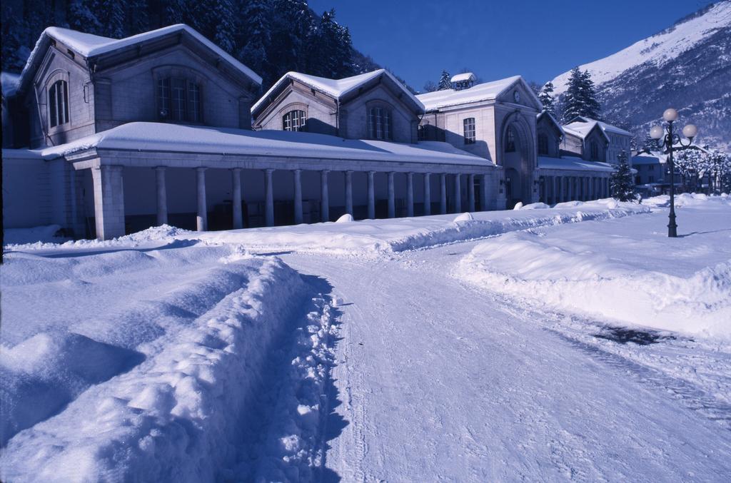 Hotel Panoramic Bagnères-de-Luchon Exteriör bild
